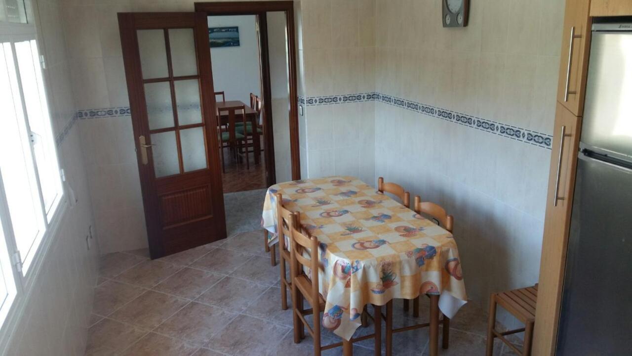 Insua Apartment Laxe Bagian luar foto