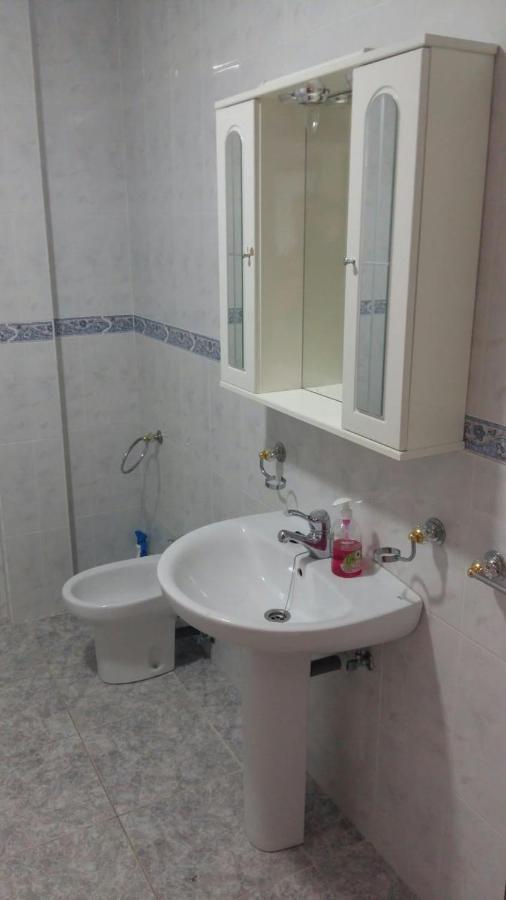Insua Apartment Laxe Bagian luar foto